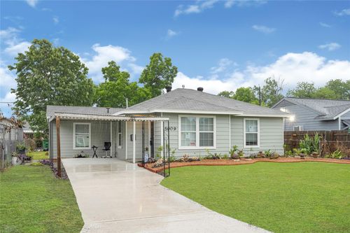 5009 Bataan Road, Houston, TX, 77033 | Card Image