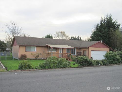 2114 40th Avenue, Longview, WA, 98632 | Card Image