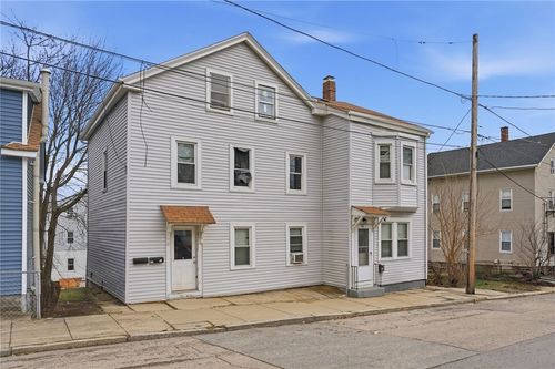 32 Judith St, Providence, RI, 02909-2934 | Card Image