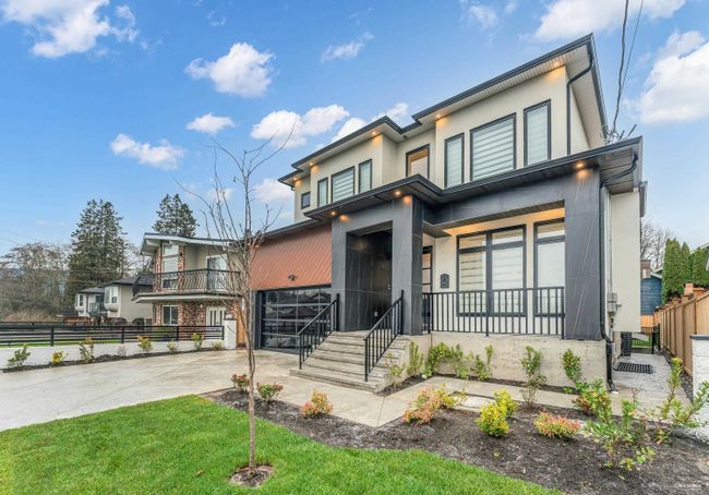 630 Cliff Avenue, House other with 7 bedrooms, 6 bathrooms and 4 parking in Burnaby BC | Image 3