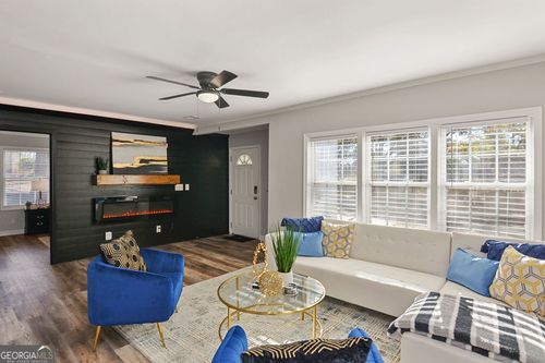 1917 Spring Ave, Atlanta, GA, 30344-2464 | Card Image