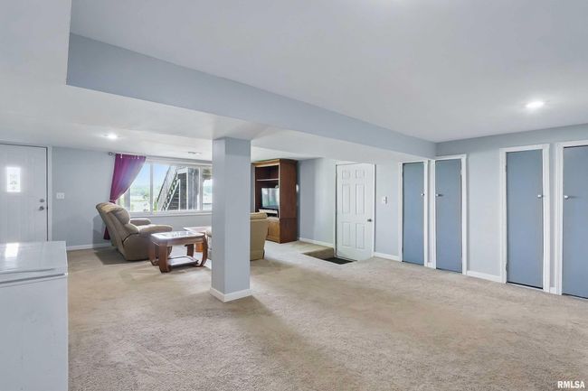 21704 283 Rd Ave, House other with 4 bedrooms, 3 bathrooms and null parking in Le Claire IA | Image 41
