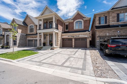 105 Benhurst Cres, Brampton, ON, L7A5A4 | Card Image