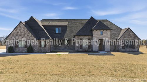 8308 E 106th Pl N, Owasso, OK, 74055-5212 | Card Image