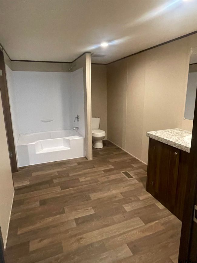 5208 County Road 381, House other with 3 bedrooms, 2 bathrooms and null parking in Tyler TX | Image 15