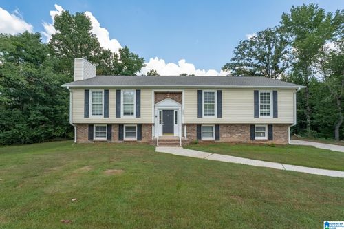 1904 Leafwood Cir, Mc Calla, AL, 35111-3753 | Card Image