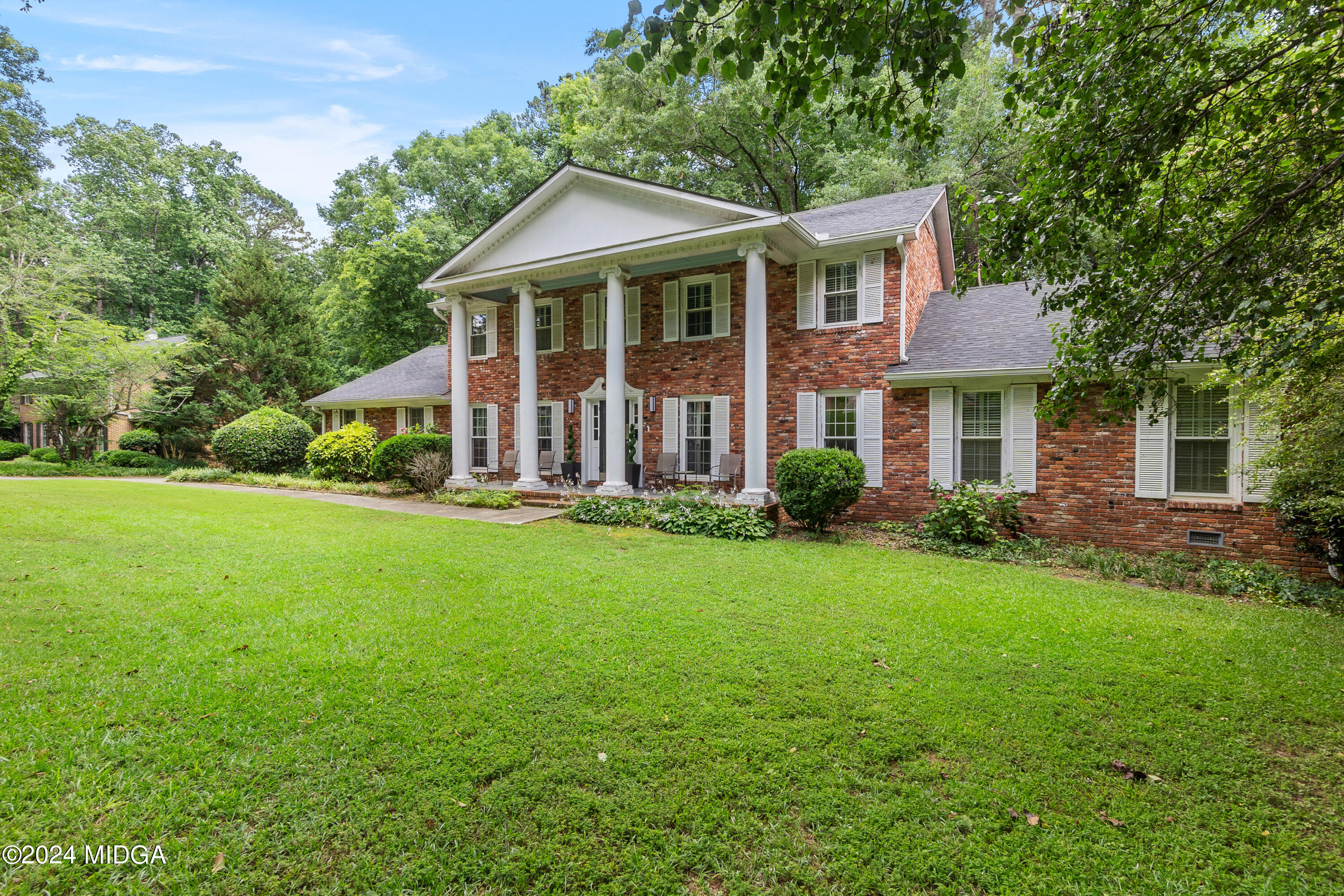 Oxford Cir, Macon, GA 31210