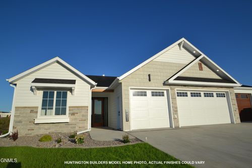 4113 Ivory Lane, Bismarck, ND, 58503 | Card Image