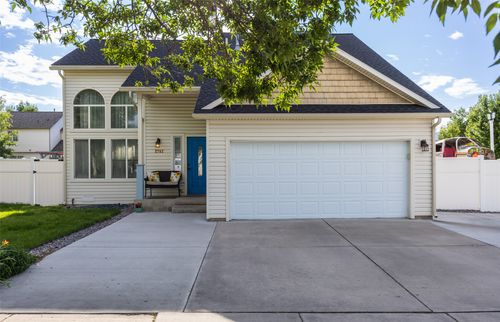 2702 Fleet St, Missoula, MT, 59808-5874 | Card Image