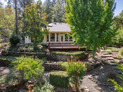 1946 Lampman Rd, Gold Hill, OR, 97525-9505 | Card Image