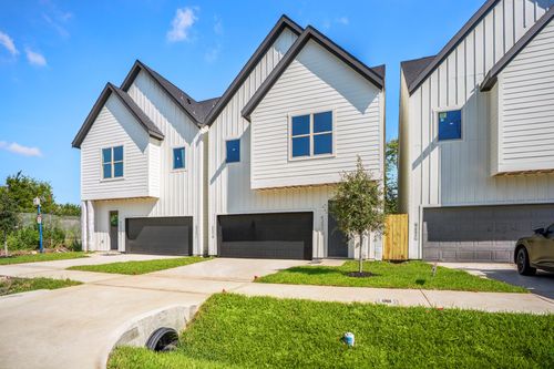 a-4201 Oats St, Houston, TX, 77020-2515 | Card Image