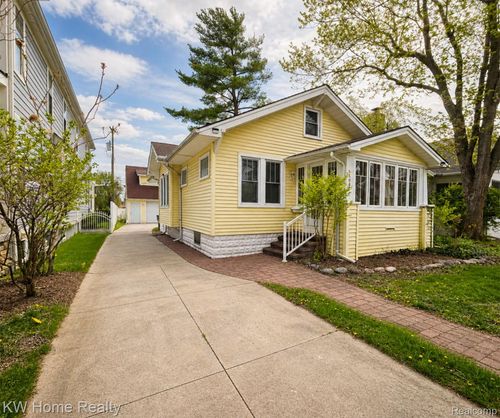 1208 Emmons Ave, Birmingham, MI, 48009-2082 | Card Image
