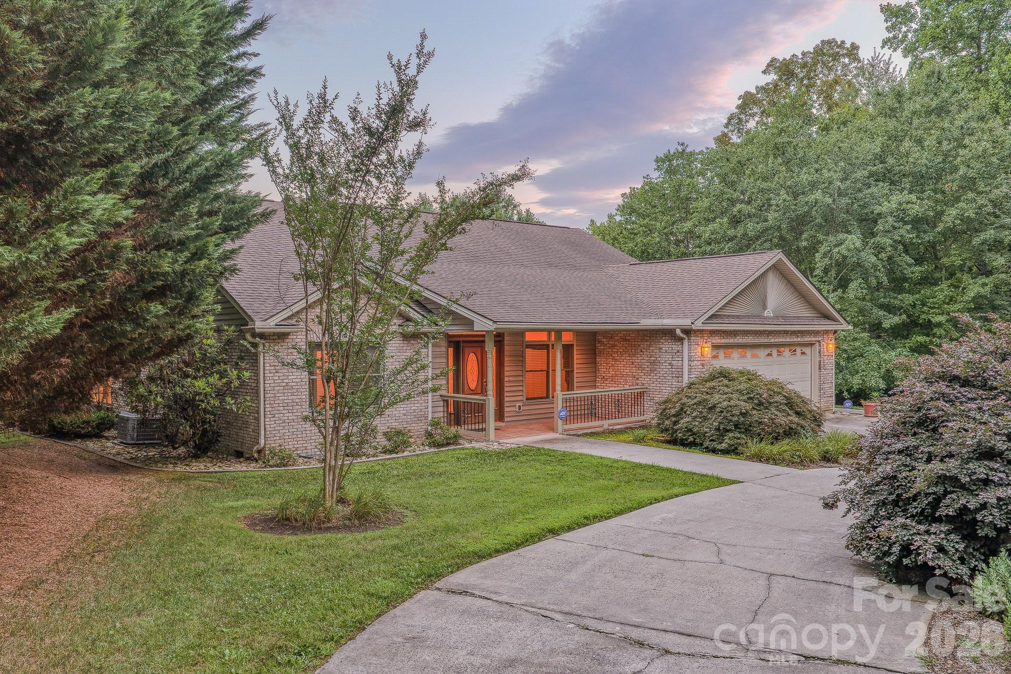 Residential in Candler