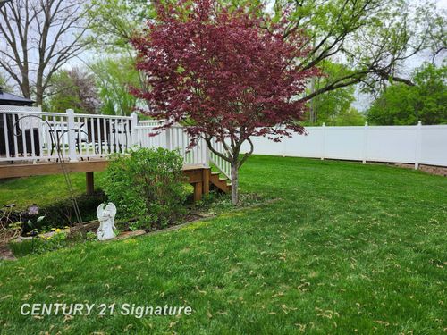 241 Aberdeen Ct, Flushing, MI, 48433-2659 | Card Image