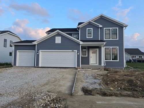 1487 Patton Dr, Hartford, WI, 53027-9290 | Card Image