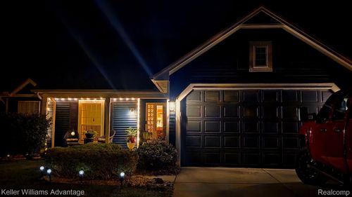 854 Westbrooke Dr, South Lyon, MI, 48178-1666 | Card Image