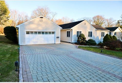 411 S Chelsea Rd, White Plains, NY, 10603-1925 | Card Image