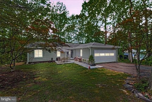 137 Eagle Ct, LOCUST GROVE, VA, 22508-5432 | Card Image