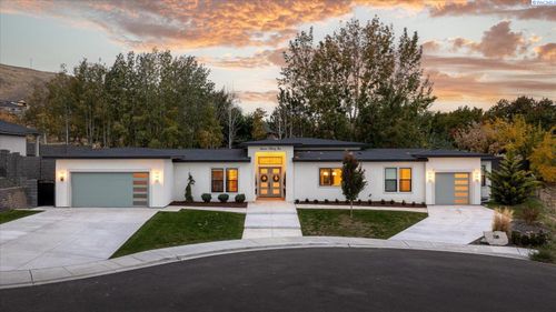 736 Mara Loop, Richland, WA, 99352-5562 | Card Image