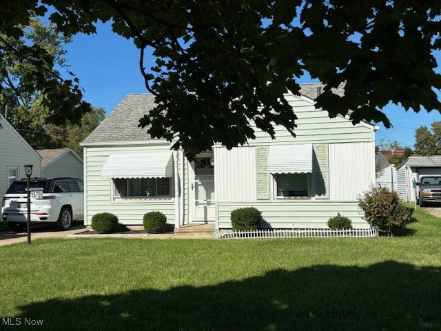 Barbara Ave, Cleveland, OH 44135
