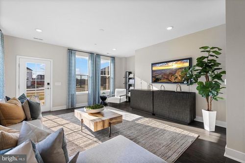 153 John Vanzandt Dr, Titusville, NJ, 08560-2439 | Card Image