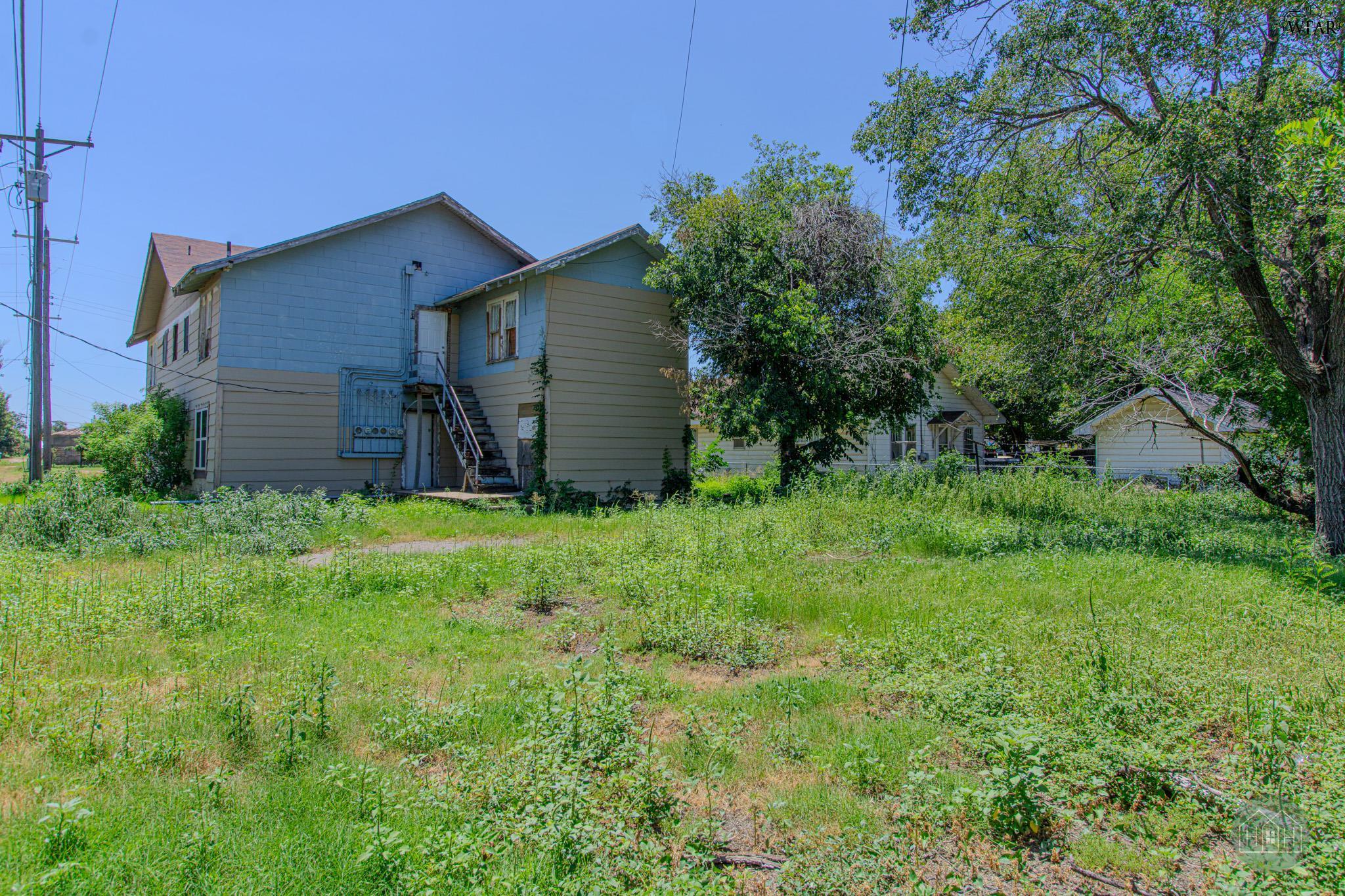 Residential in Vernon 5