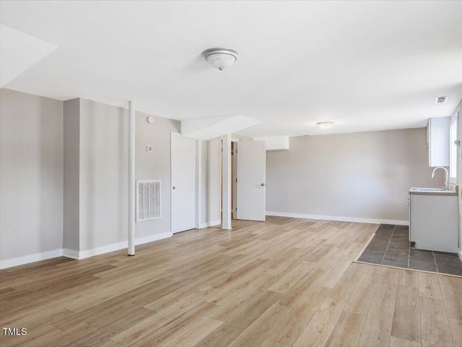 30-Bonus Room | Image 29