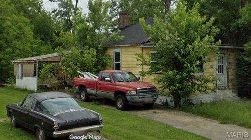 406 W Lake St, Pana, IL, 62557-1018 | Card Image