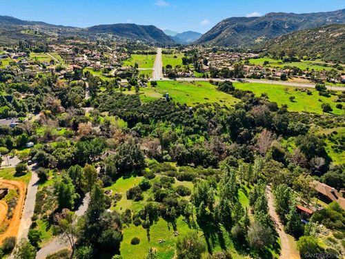 432 Arnold Way, Alpine, CA, 91901 | Card Image