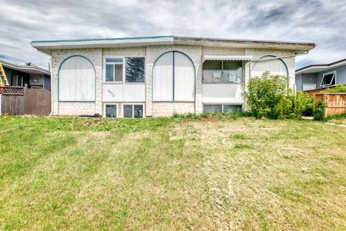 2918 Doverville Cres Se, Calgary, AB, T2B1T9 | Card Image