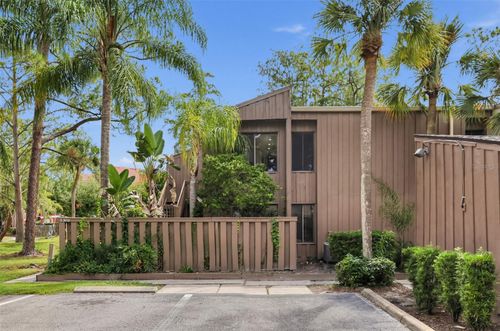 f02-5302 Burning Tree Dr, ORLANDO, FL, 32811-3702 | Card Image