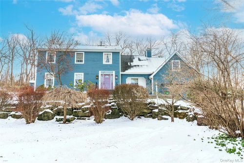 6 Coach Lantern Dr, East Fishkill, NY, 12533-6650 | Card Image