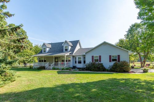 17976 County Road 3, Brainerd, MN, 56401-5250 | Card Image