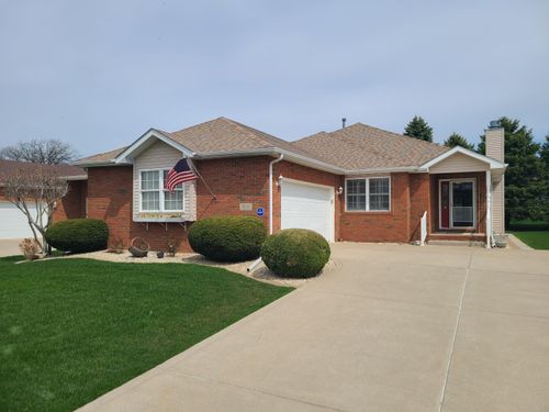 868 Clearwater Cove W, Crown Point, IN, 46307 | Card Image
