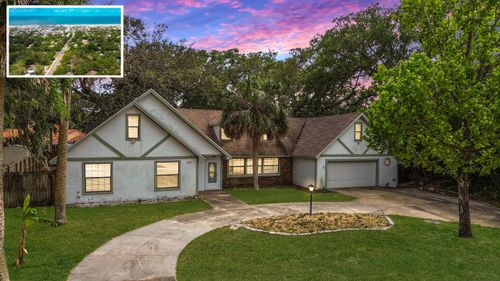 689 16th St, St Augustine, FL, 32080-5926 | Card Image