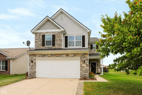 3392 Roundlake Ln, Whitestown, IN, 46075-5504 | Card Image