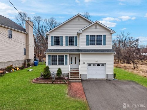 320 Hazelwood Pl, Piscataway, NJ, 08854-1773 | Card Image