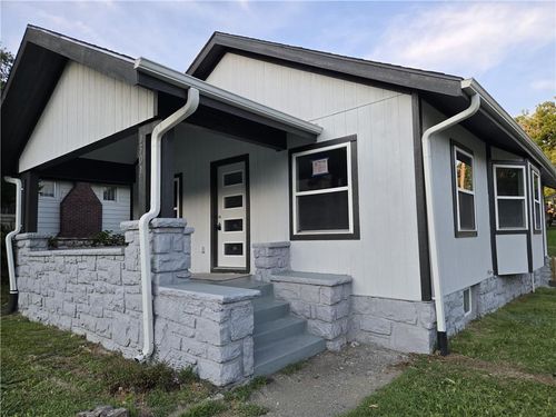 1301 N 18th St, Kansas City, KS, 66102-2732 | Card Image