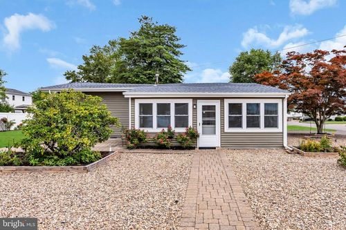 702 Bowsprit Pt, LANOKA HARBOR, NJ, 08734-2607 | Card Image