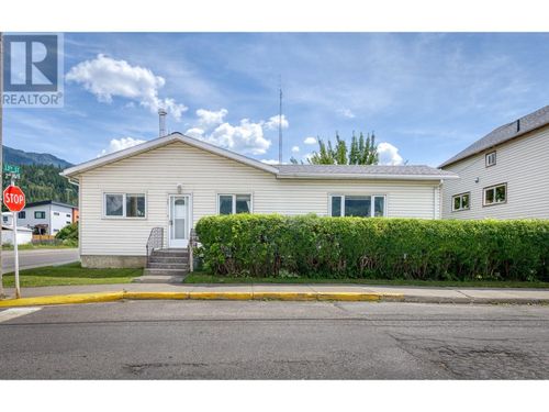 1292 2nd Ave, Fernie, BC, V0B | Card Image