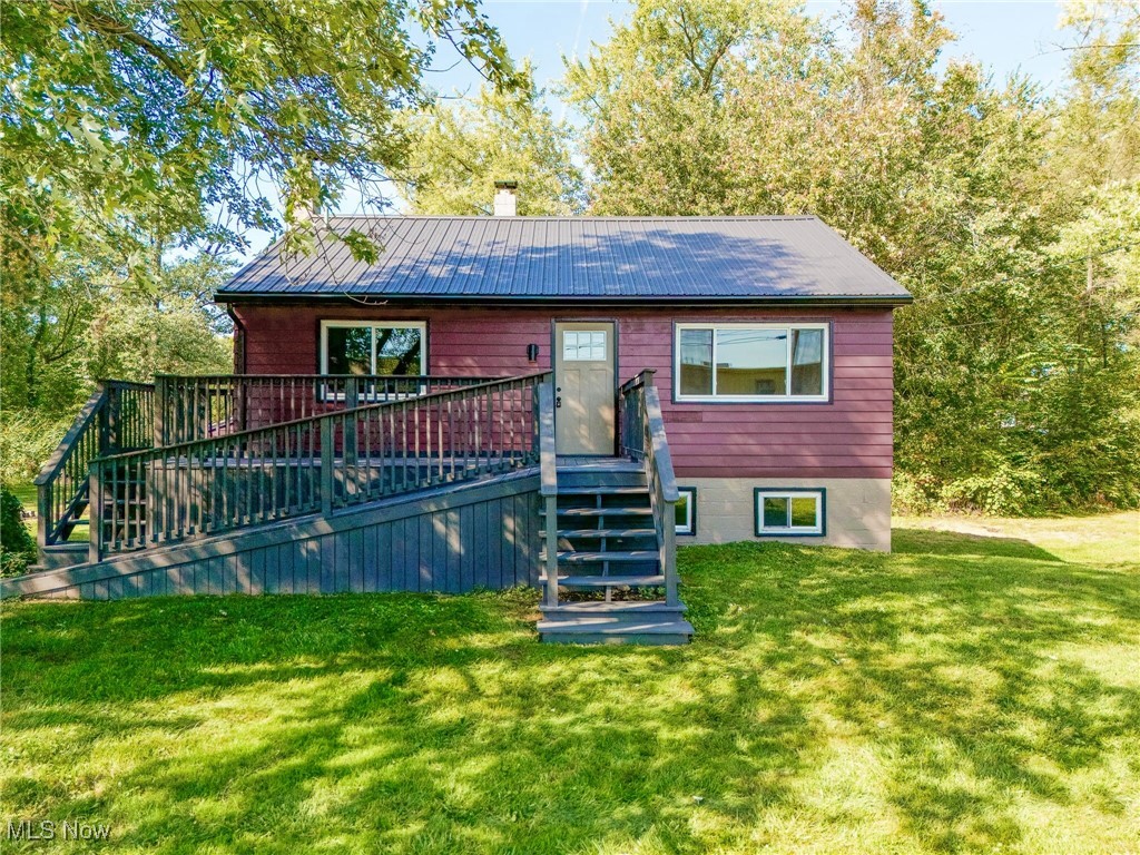 Leo Ave, Canton, OH 44706