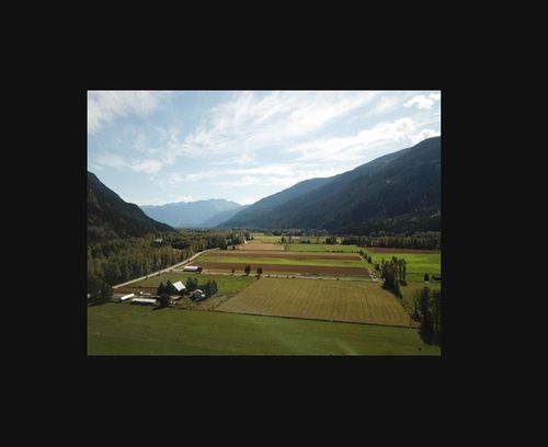 8687 Pemberton Meadows, Pemberton, BC, V0N2L2 | Card Image