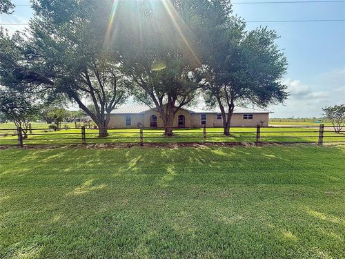 1201 Fm 1862, Blessing, TX, 77419 | Card Image