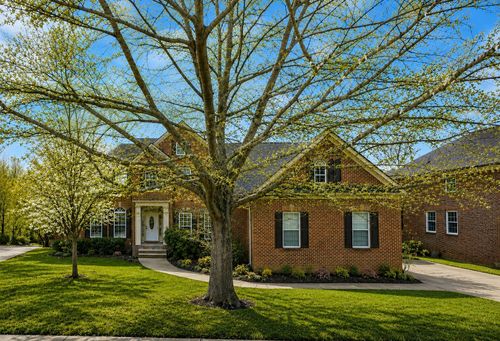 1122 Pin Oak Ln, Brentwood, TN, 37027-8963 | Card Image