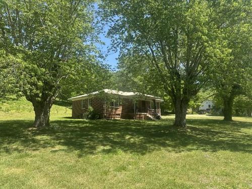 202 Maggart Rd, Elmwood, TN, 38560-4018 | Card Image