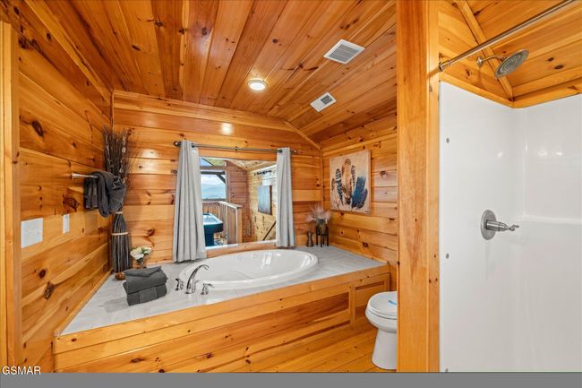 2022 Starr Crest Dr, House other with 2 bedrooms, 2 bathrooms and null parking in Sevierville TN | Image 19