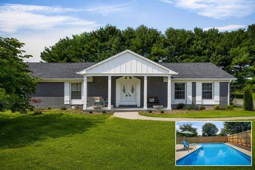 212 Oakland Dr, Sparta, TN, 38583-1411 | Card Image