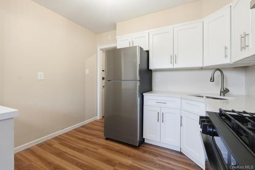 1d-4060 Jerusalem Ave, Seaford, NY, 11783-1621 | Card Image