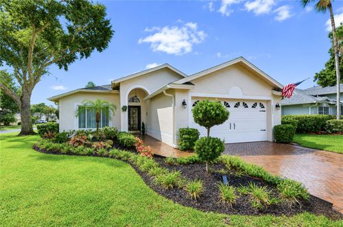 5602 Rockfield Loop, VALRICO, FL, 33596-9233 | Card Image