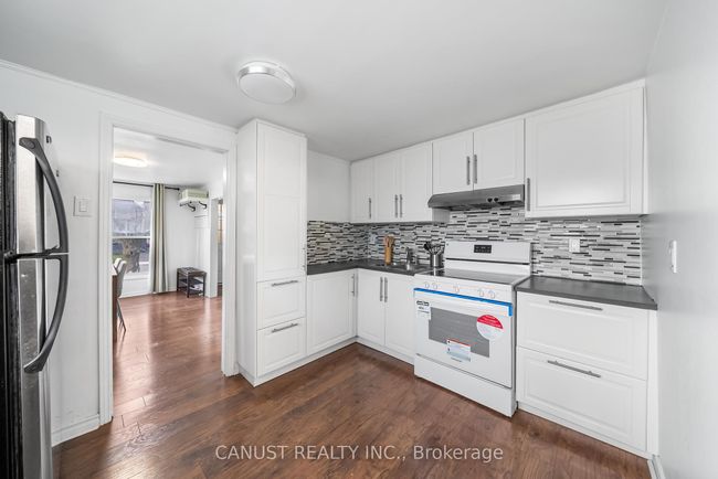 19 Beaucourt Rd, House other with 5 bedrooms, 3 bathrooms and 4 parking in Hamilton ON | Image 4